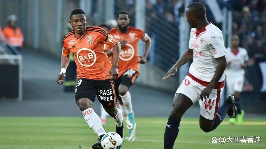 法甲:朗斯主场攻势如潮,洛里昂客场防线堪忧!
